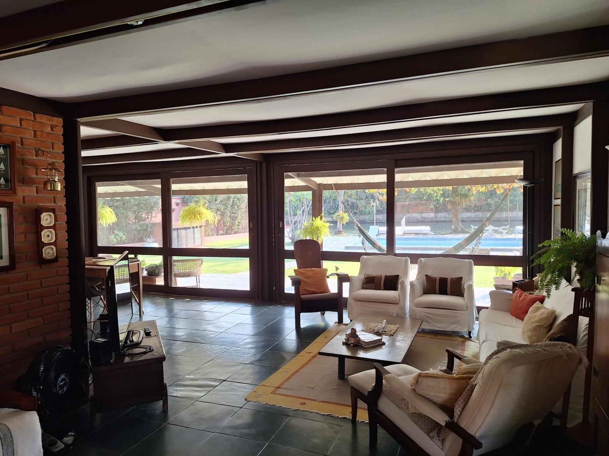 גוארויה Casa Na Marina Com Piscina Churrasqueira E Pier מראה חיצוני תמונה